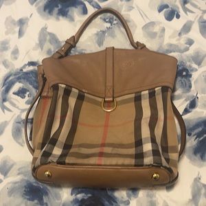 Burberry authentic Handbag